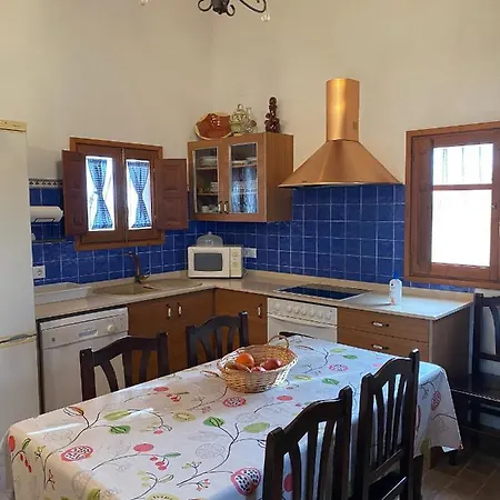 Caseta Les Creus Riumar